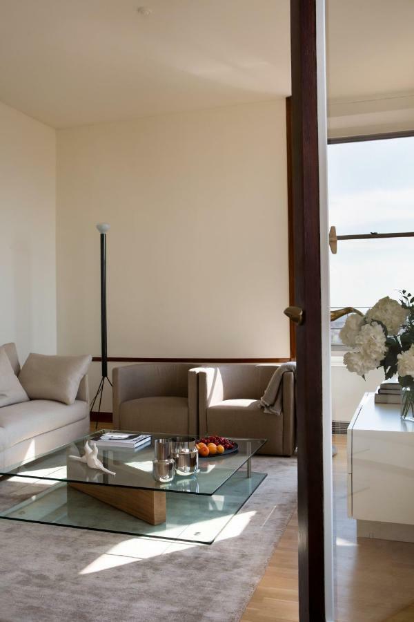 Domux Torre Velasca Milán